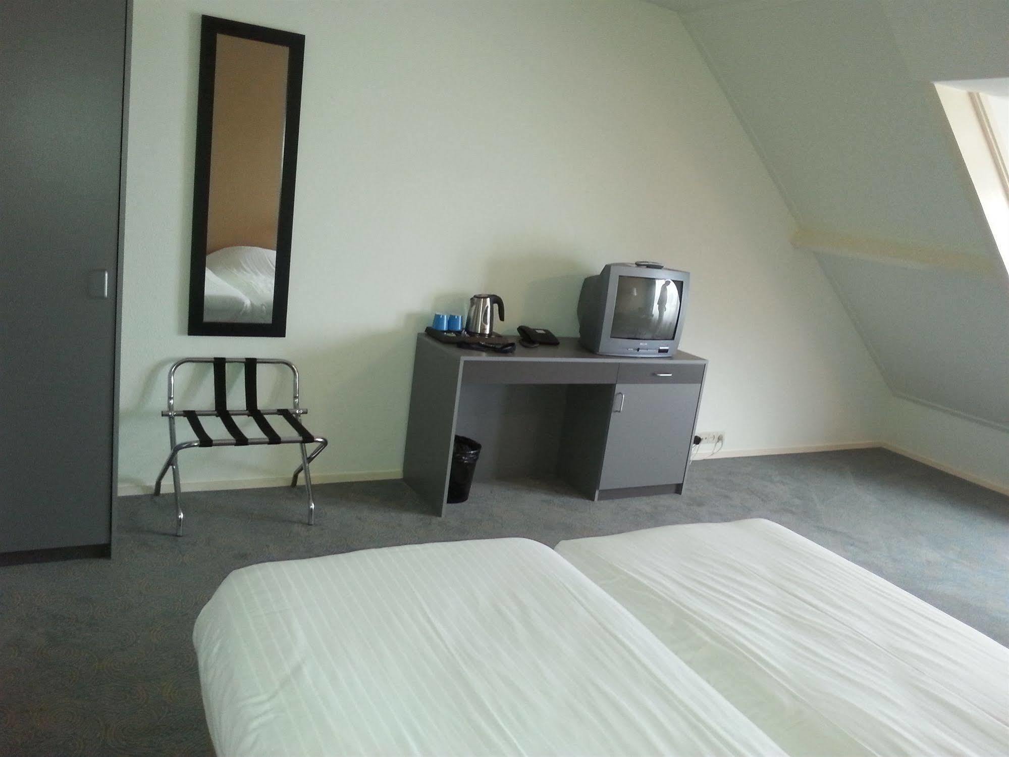 Galamadammen Hotel Jachthavens Koudum Kültér fotó